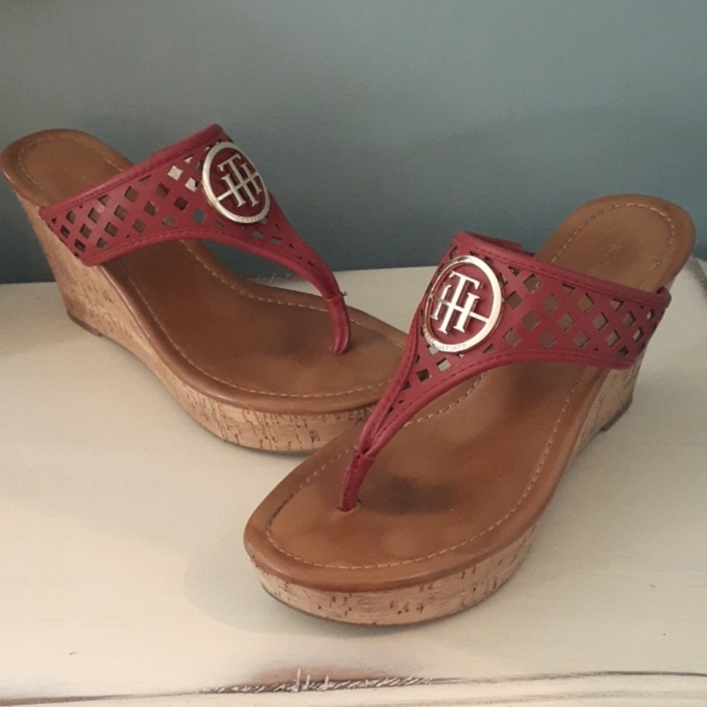 ^ Tommy Hilfiger nautical red cutout thong wedge sandals
